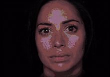 Życie namalowane na twarzy.