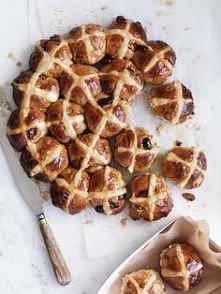 hot cross buns
