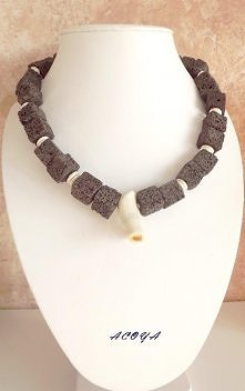 Naszyjnik lawy wulkanicznej z koralem