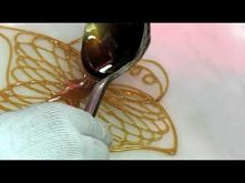 Chiński karmel - dobrze widać jak jest robione 

Picture Candy (糖画) - China Eats series