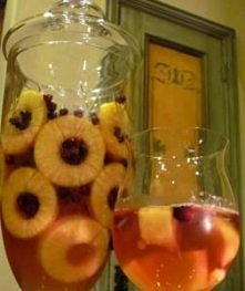 ananas, mrożona żurawina, miód/syrop z agawy