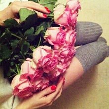 Kocham dostawać kwiaty, np ...