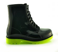 Jeszcze nie dziś ale czuję, że będą moje. ekstra kalosze :)