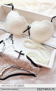 (11)Jestem kobietą, która m...