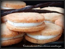 ciasteczka orzechowe z kremem waniliowym :)
Składniki:

300 gr mąki pszennej przesianej

250 gr miękkiego masła

1 żółtko

100 gr zmielonych orzechów (dowolnych, u mnie laskowe)...