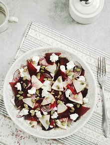 Sałatka z pieczonych buracz...