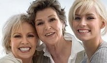 ...która ma wspaniałych przyjaciół i ma ndzieje zestarzeć sie z nimi...