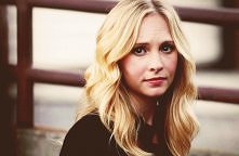 She is soooooooo pretty :)