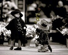 Ojojojojo ^.^ slodziaki! ♥ "Wybuduję most, nad największą z rwących rzek, abyś mógł przejść na mój brzeg! " ;>