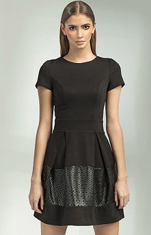 Nife s51 sukienka czarna
- sukienka z krótkim rękawem
- góra dopasowana