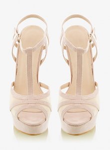 Beżowe szpileczki ;)