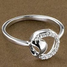 Ciekawy pierścionek wykonan...