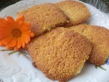 Ciastka kokosowe z przepisu Ewy Wachowicz

Składniki
250 gram miękkiego masła
1 szklanka cukru pudru
16 gram cukru waniliowego
3 żółtka + 3 białka
2 łyżki gęstej smietany 36% lu...