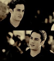 Tyler .. ach uwielbiam go <3