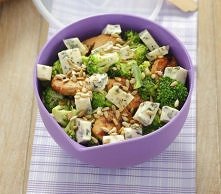 Sałatka z kurczakiem i brok...