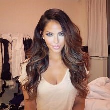 piękne włosy i śliczna dzie...