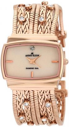 Unikatowy zegarek damski przypominający wyglądem bransoletkę. Ozdobiony cyrkoniami.