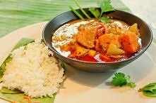 Kurczak w Sosie Massaman Curry - to jedno z najlepszych tajskich curry
