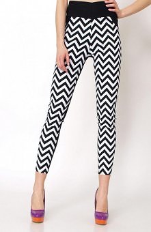 Spodnie wzory rurki legginsy model 4 Prawdziwy hit tej wiosny! Wysmuklające sylwetkę spodnie typu rurki. Elastyczne spodnie, ładnie dopasowują się do sylwetki