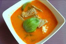 Wołowina z Pastą Panang Curry to danie w ostrym stylu wprost z Tajlandii