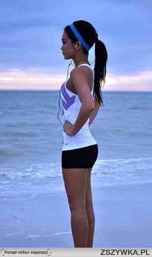 Bieganie dało mi odwagę by zaczynać, determinację aby wciąż próbować i duszę dziecka, aby mieć z tego wszystkiego zabawę po drodze.Biegam codziennie z radością , zmęczeniem i z ...