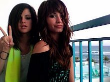 Sel & Demi <3