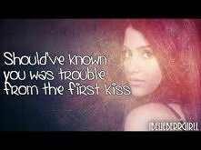 Ariana Grande - Grenade