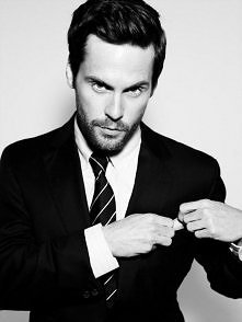 Tom Riley
