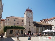 Trogir – portowe miasto z zachwycającą starówką | CroLove.pl