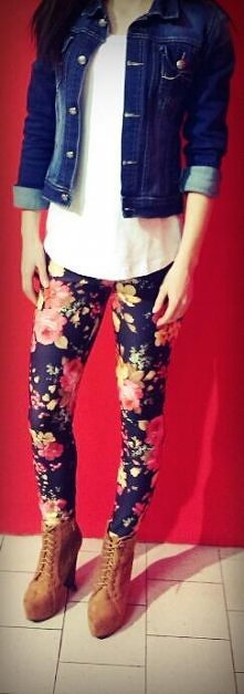 leginsy-79zł
biała bluzka-4...