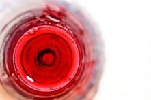 Wystarczy szklankę z mleczkiem i gęstym sokiem położyć na pleksi i na białej kartce, podświetlić od dołu i zrobić zdjęcie z góry <3 wychodzą takie cudaaaaaa (można postawić w...