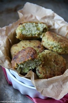 Klopsiki z kaszą jaglaną i brokułami :)