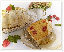 Babka pistacjowa z malinami
(przepis po kliknięciu w zdjęcie)