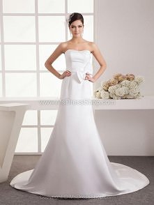 Sweetheart Satin Chapel Tra...