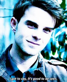 Zdecydowanie dobrze :) 

Czekałam i czekałam - od finału poprzedniego sezonu -na sceny z Kolem i wreszcie się doczekałam. I'm so, so happy ☺