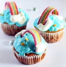 cupcakes tęczowe