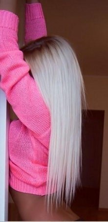 Neonowy różowy sweterek - 60 pln