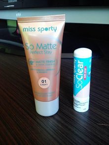 Zakup udany :D dobrze matują. Wytrwałt dziś 25 stopniowe ciepłełko i wcale się nie rozmył. Dobrze matuje np. czerwone zaczerwienienia na policzkach <3 promocja z rossmannie. ...