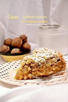 Placek z jabłkami i dynią