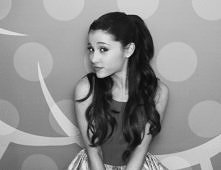 Ariana.♥
