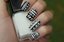 paznokcie z motywem aztecki...