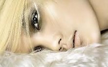 BRAKUJE MI CIĘ
Gdzie ci mężczyźni?


Inteligentna, wykształcona, atrakcyjna, uczuciowa, przyciąga spojrzenia mężczyzn. Gdyby zamieścić taki anons na internetowym portalu randkow...