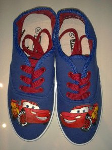 Ręcznie malowane tenisówki od Spyke Design. Znajdź nas na facebooku. Zamówienia na mail zamowienia.spyke.design@gmail.com