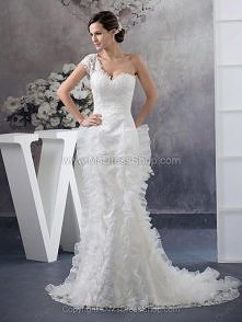 Trumpet/Mermaid One Shoulder Lace Organza Court Train Ruffles Wedding Dresses