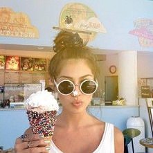 "Dzięki Ci wielkie za takową ulgę. Okropnie to zimne, aż mi ciepło w sercu" ~ Wiliam Szekspir