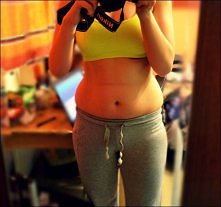 Moim utrapieniem są boczki i brzuch ;(
Chce na wakacje wymarzony kostium 2 częściowy więc muszę poprawić swoją sylwetkę ;)

Ktoś chętny do wspólnej przemiany ? ;)

Wzrost :170 c...