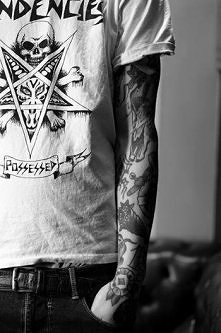 Podobają wam się rękawy u chłopaków ? Bo mi bardzoo! <3