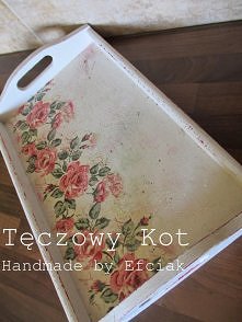 Cudna taca z różami