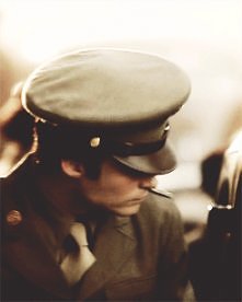 Za mundurem panny sznurem :)