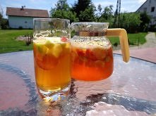 Zna ktoś? Angielska odmiana hiszańskiej sangrii - Pimm's Idealne na gorące dni ;)